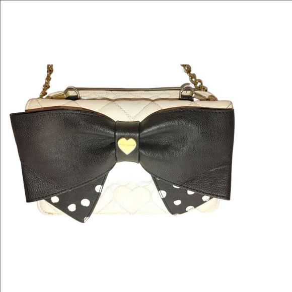 Betsey Johnson Convertible Crossbody/Clutch/Handbag - Picture 2 of 10